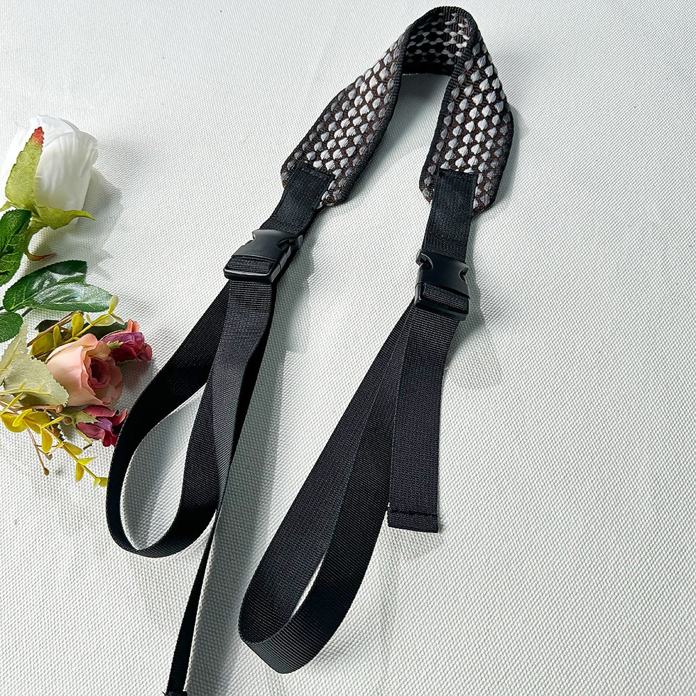 그레이 및 블랙 자카드 와이드 숄더 스트랩