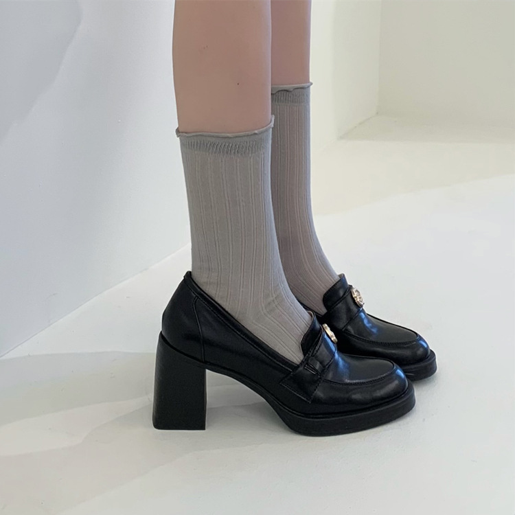 Korean Order Makes Legs Look Longer~! Camellia Round Toe High Heels Women's Flats Loafers