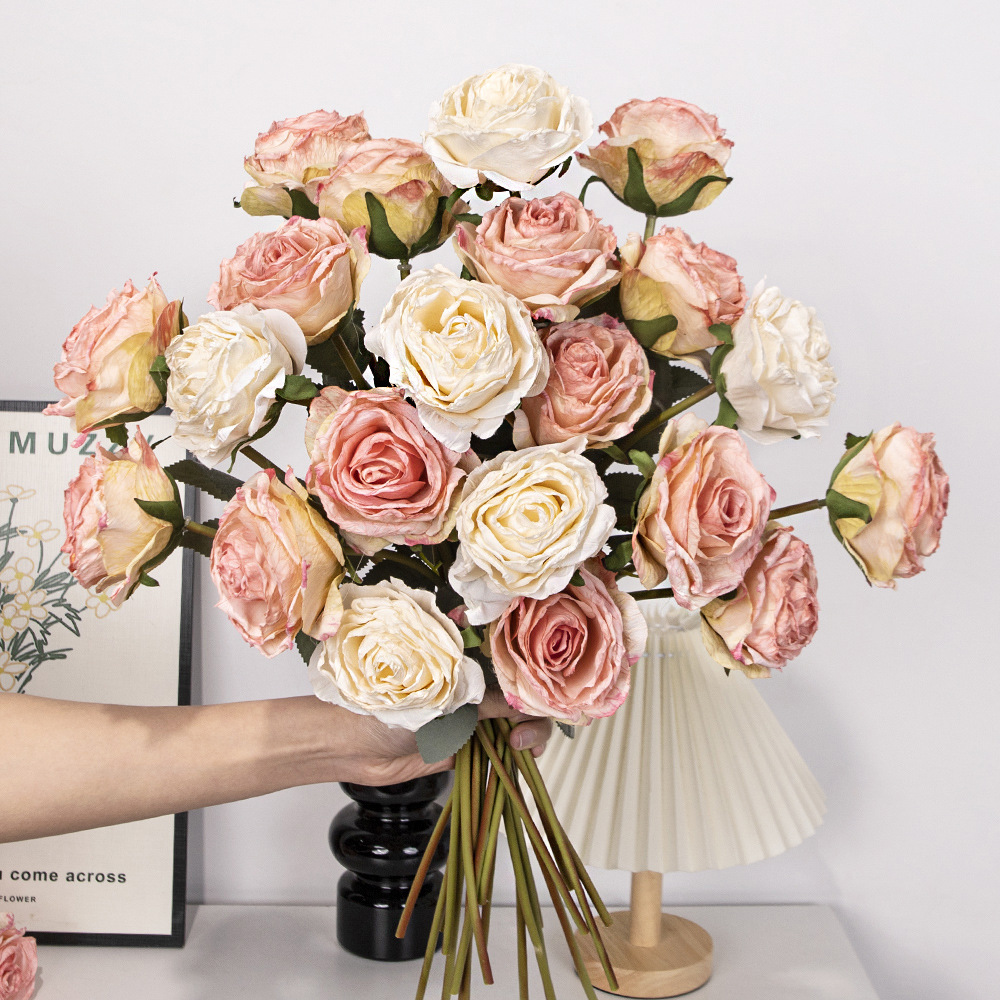 Rosa de borde quemado de alta gama flor artificial flor de seda ramo de rosa flor falsa material de flor falsa decoración del hogar accesorios de tiro de boda