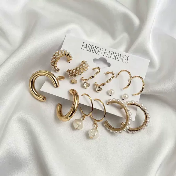 Cross-border European and American 9-pair set of earrings with diamonds and pearls, vintage stud earrings, elegant and simple earrings, exaggerated and unique ear accessories