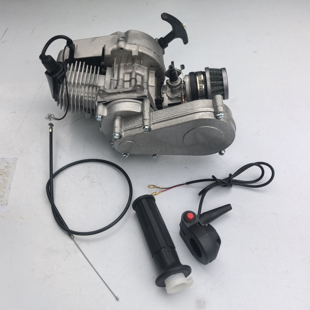 Mini Motorcycle Accessories 47/49Cc Small Off-Road Vehicle All-Aluminum Hand-Pull 0.1kg Stroke Engine Gasoline Engine Silver Color