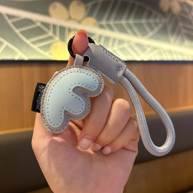 クリエイティブレザー 26 英字キーホルダー絶妙なレザーシンプルなカップルバッグペンダント小さなギフト|undefined