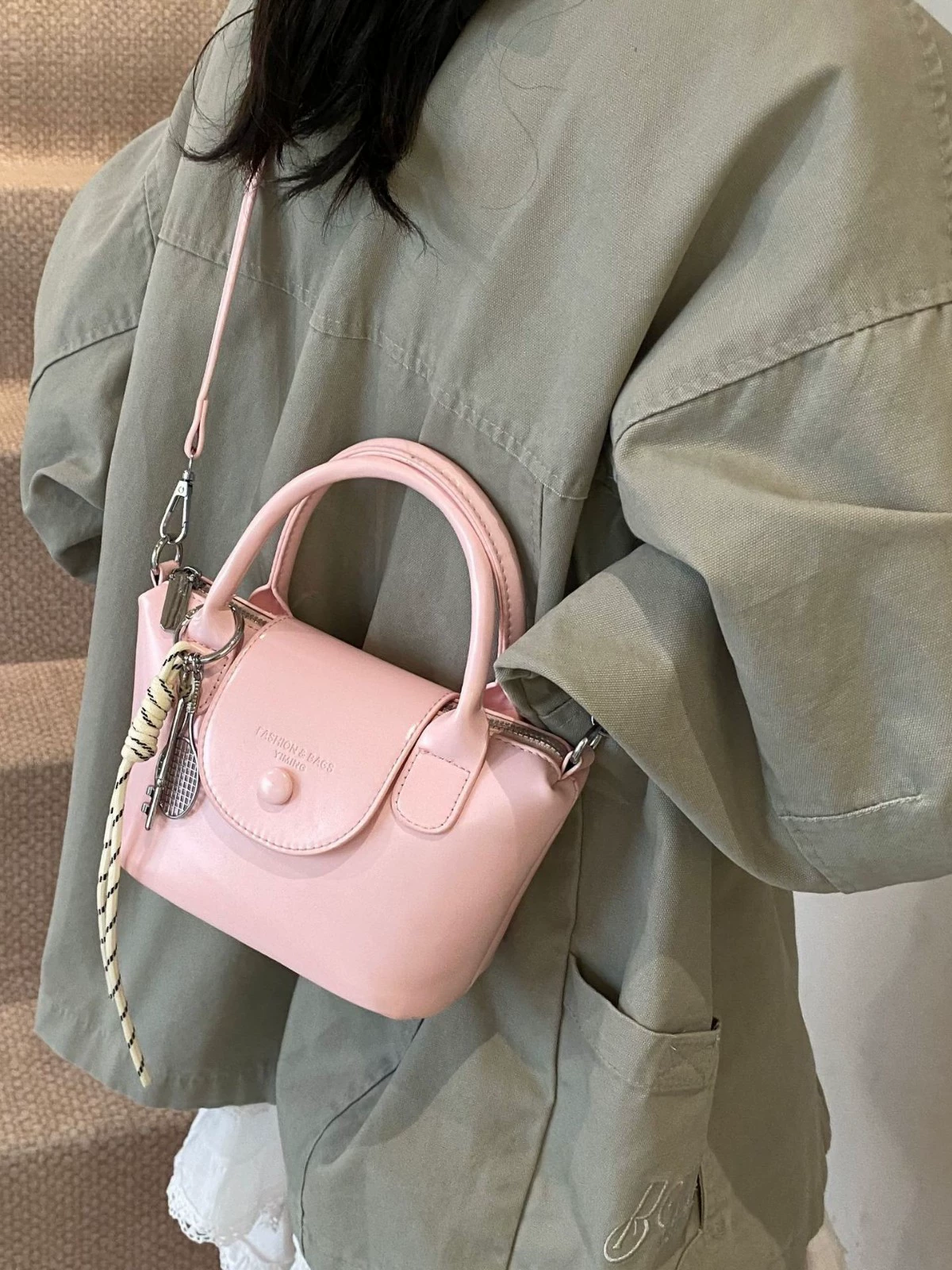 Shoulder bag, retro one-shoulder bag, handheld small bag, high-end