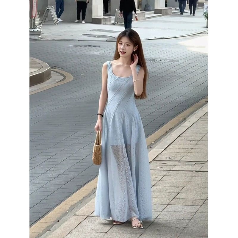 French-Style Stunning Blue Lace Suspender Dress for Women, Summer High-End Elegant Waist-Cinching Birthday Dress Long Skirt French-Style Stunning Blue Lace Suspender Dress for Women, Summer High-End Elegant Waist-Cinching Birthday Dress Long Skirt