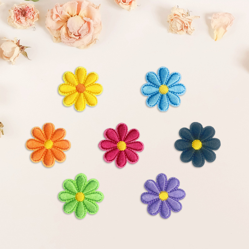 embroidery label cute daisy embroidery sticker flower Patches sticker clothing accessories luggage decorative cloth sticker