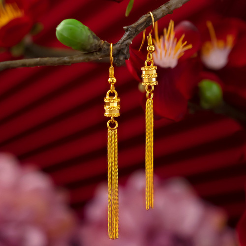 Wholesale Japanese and Korean fashion internet celebrity small waist stud earrings Women's Vietnamese sand gold small waist tassel earrings