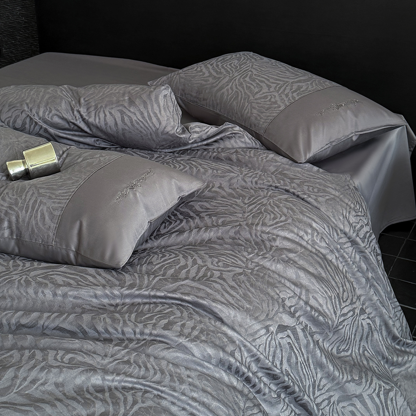 100s algodón ligero de lujo de alta gama de algodón de cuatro piezas Jacquard nórdico sábanas de ropa de cama