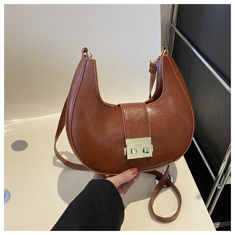 Nuova borsa a tracolla minimalista per donna, versione coreana, borsa sotto le ascelle dolce e straniera, tendenza invernale popolare, borsa da donna a forma di mezzaluna_voghion.com