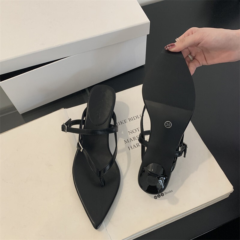 French Style Elegant Beautiful Dress Pointed Small High Heel Herriclip Toe Sandals for Women Summer Wear Exquisite All-match