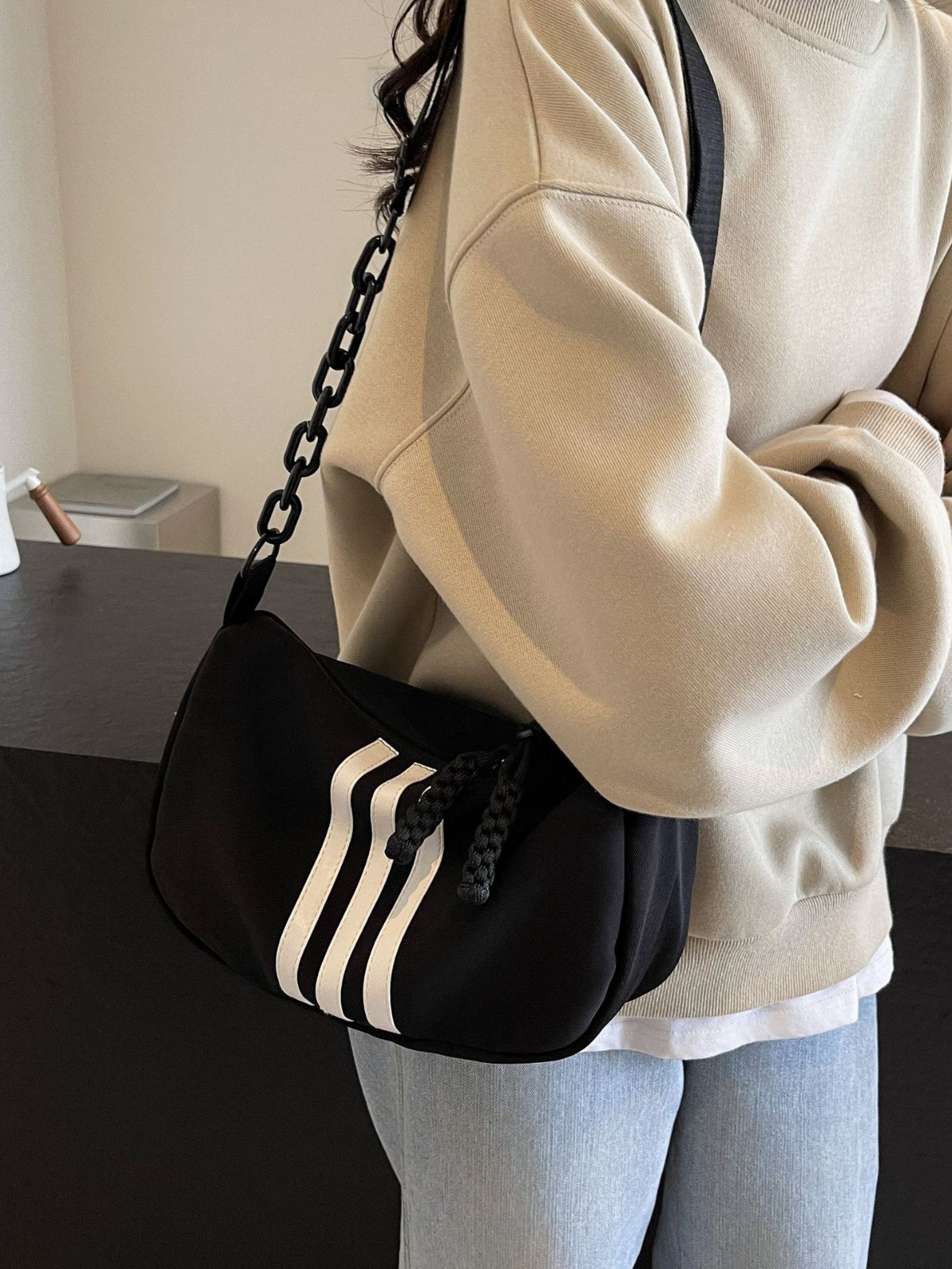 高級感オックスフォード布ファッションブランドのショルダーバッグ大容量ファッションカジュアルチェーンの斜め掛けショルダーバッグ