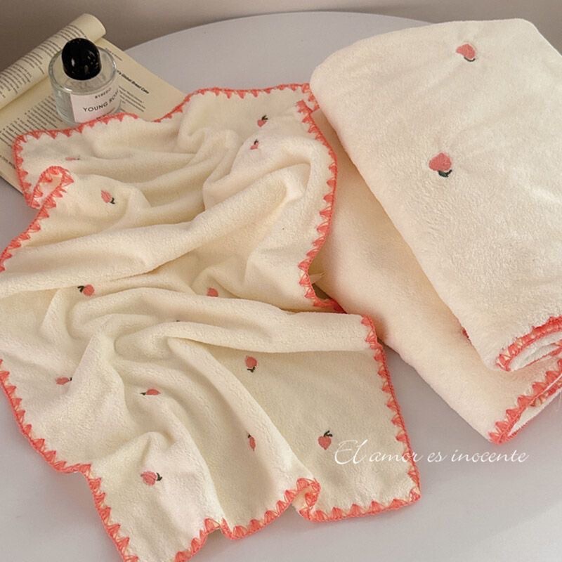 Coral Velvet Bath Towel Absorbent Adult Couple Wrap Thickened Soft Simple Embroidered Cartoon Pattern Towel Bath Towel Coral Velvet Bath Towel Absorbent Adult Couple Wrap Thickened Soft Simple Embroidered Cartoon Pattern Towel Bath Towel