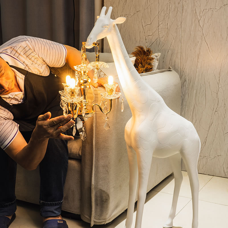 Giraffe Table Lamp Light Luxury French Art Design Feeling Exhibition Hall Personality Creative Modern Internet Celebrity Atmosphere High-end Lamps Giraffe Table Lamp Light Luxury French Art Design Feeling Exhibition Hall Personality Creative Modern Internet Celebrity Atmosphere High-end Lamps
