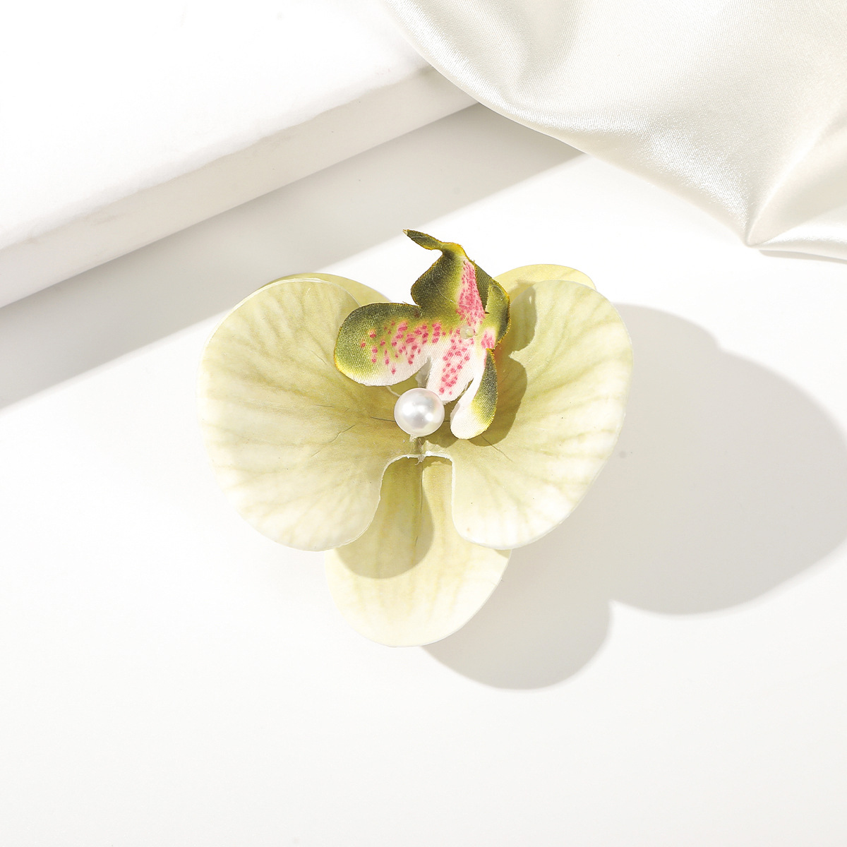 Women's Flower Lady Sweet Mixed Materials Hair Clip display picture 8