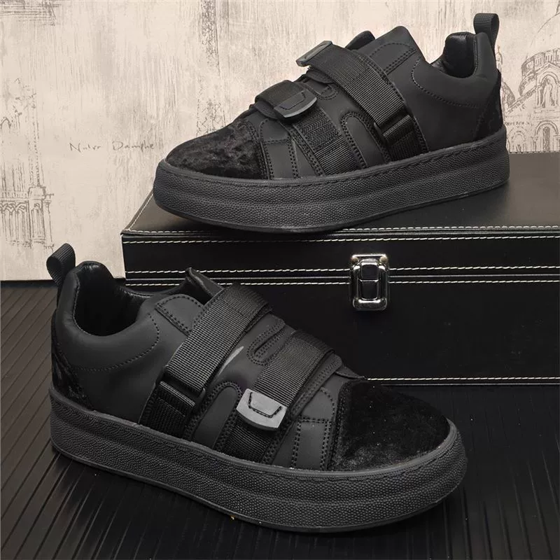 Кроссовки мужские 2025 педали ленивые туфли тенденции дикие липучки повседневные туфли мужские туфли черная круглая голова одиночные туфли