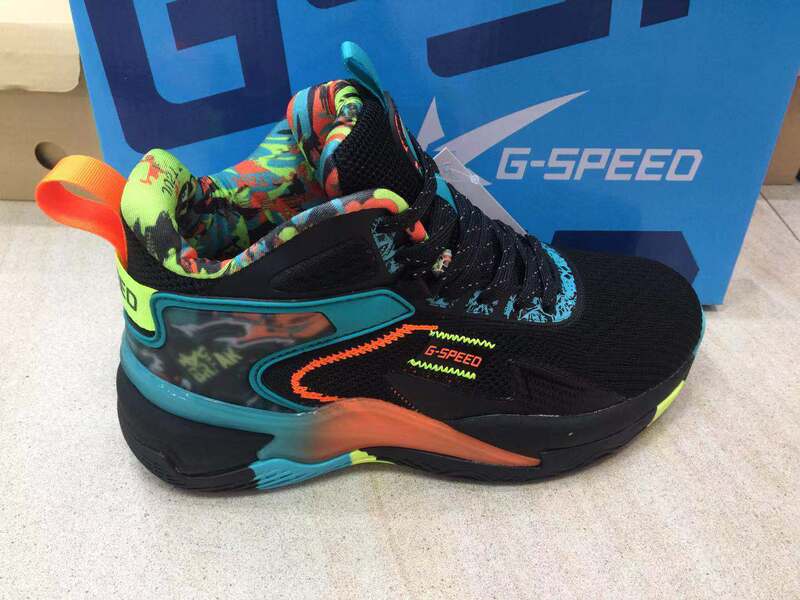 Couple basketball shoes men's shoes 2022 spring high-top sneakers fly woven war boots student Men's tail sneakers wholesale