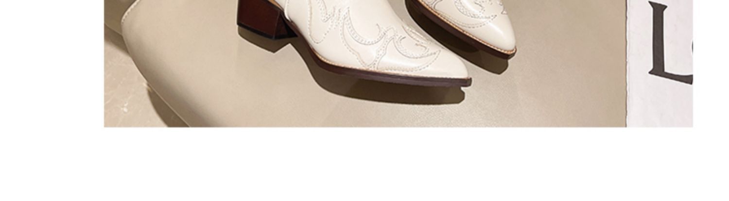 Women's Western Cowboy Boots Vintage Embroidery Pointed Toe Chunky Heel Mid-Calf Riding Boots Light Luxury Fashion Mid Tube Knight Boots_voghion.com