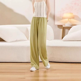 女式毛呢外套;女式针织衫;女式马甲