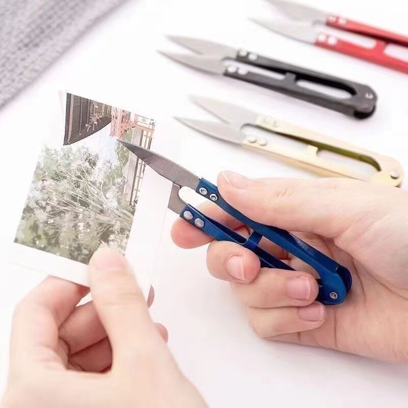 Small Scissors, Tailor's Scissors, Small Yarn Scissors, Small Scissors for Cutting Threads, U-Shaped Spring Cross-Stitch Tip Small Scissors, Tailor's Scissors, Small Yarn Scissors, Small Scissors for Cutting Threads, U-Shaped Spring Cross-Stitch Tip