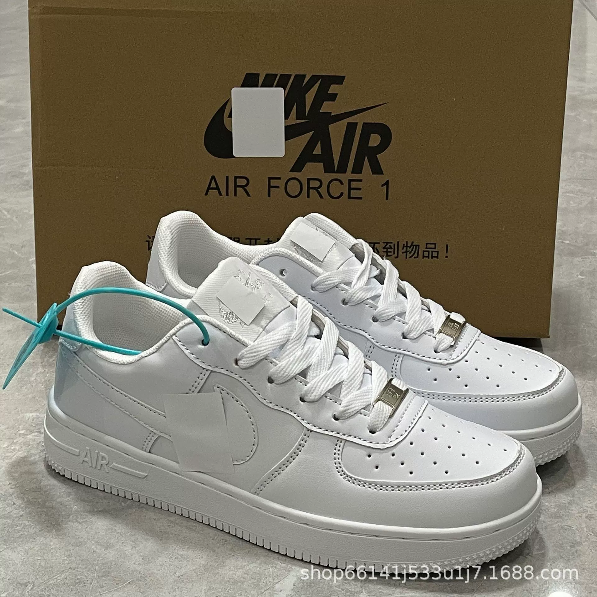 Кроссовки Nike Air Force 1 low, унисекс классические, цвета белый и чёрный, размеры 36–44