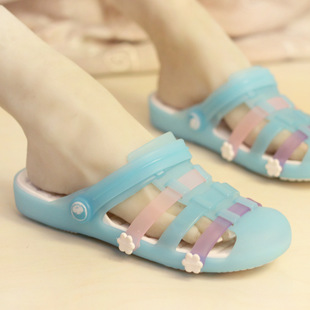 New Non-Slip Flat Sandals for Women Summer Mary Jane Korean Style Cute Clogs for Outer Wear Fashionable Beach Slippers