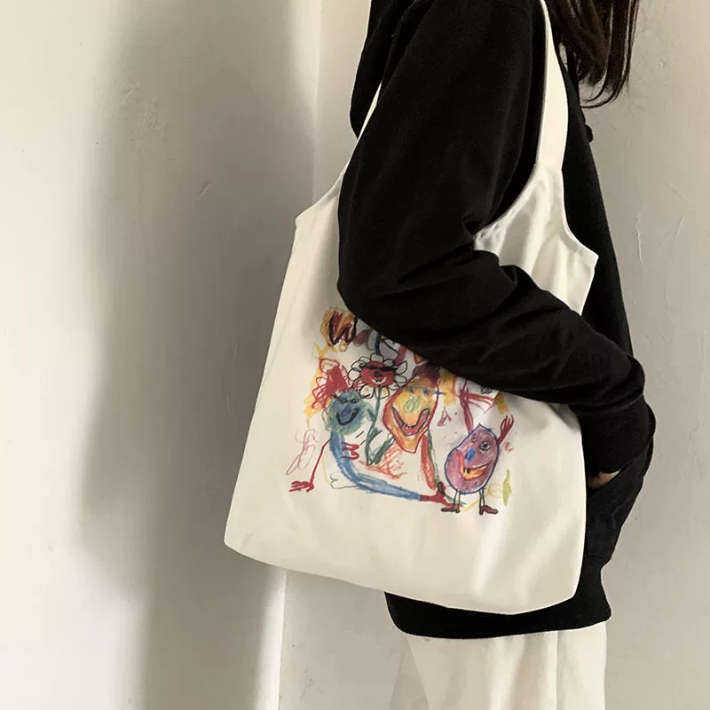 Сумка женского чувства 2022 новый прилив холст сумки на одно плечо студенты корейской версии японского класса холст Чан Чжэнь