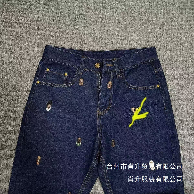 L-style, complete with all three labels, high-street cartoon character pants, embroidered denim pants, long pants, loose and casual fit, wholesale L-style, complete with all three labels, high-street cartoon character pants, embroidered denim pants, long pants, loose and casual fit, wholesale