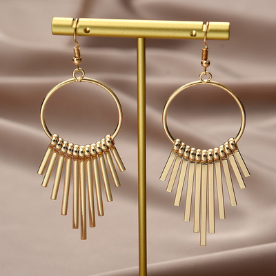 Europe and America Cross border Exaggeration Show thin have more cash than can be accounted for Metal tassels Ear Studs temperament girl personality Simplicity Versatile Sector Earrings