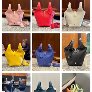 2025�¿���֦�y��Ͱ���ɫ�˻@�Ӱ�ͨ�ڰٴ�ˮͰ������б�����Ů