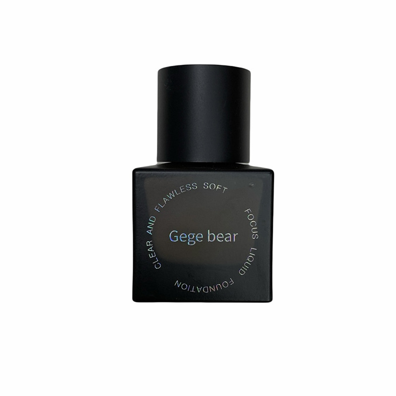 GoGo Bear Foundation, suave, transparente, impecable, base de piel seca, brillante, opacificante, polvo de maquillaje transfronterizo.