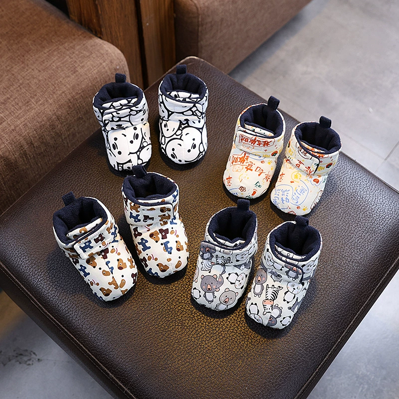 Осенние и зимние модели 0-1 год детская хлопчатобумажная обувь плюс бархат теплая обувь на мягкой подошве