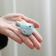 和雑貨ふぐの小魚箸棚箸立て陶磁器かわいい魚置物創意家庭置物