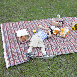 Cross-border ins style Bohemian retro ethnic style polyester cotton yarn-dyed picnic mat outdoor camping moisture-proof mat wholesale