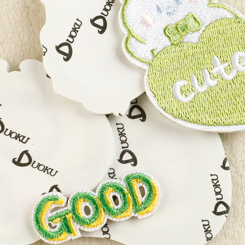 刺繍ラベル衣類アクセサリー自己粘着パッチフルーツ動物漫画 diy オリジナル刺繍パッチ布パッチ|undefined