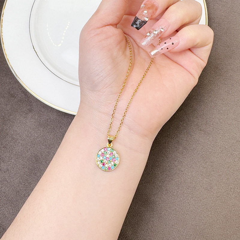 Collar de oro de arena transfronterizo de Vietnam personalidad micro-pintura piedra aretes redondos para mujeres lujosas joyas no desvanecidas al por mayor