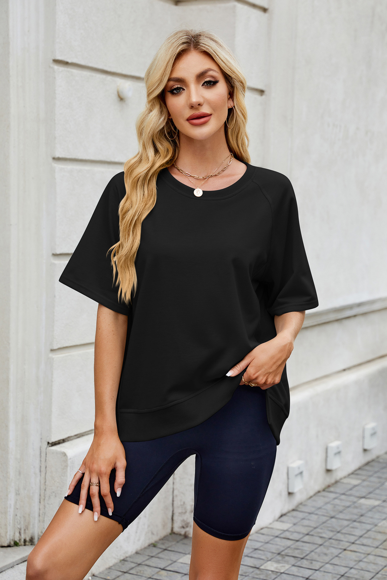 281g Weight Half Sleeve Sleeve Length Pullovers Placket Type Regular Sleeve Sleeve Type Rayon, Polyester Fabric Type Regular Top Length T-shirt Tops Type Casual, Daily Occasion Round Neck Neckline Loose Fit Type Solid Color Pattern Summer, Spring Season Women's Gender Basic Style Wholesale Women's Basic Solid Color Half Sleeve T-Shirts 31