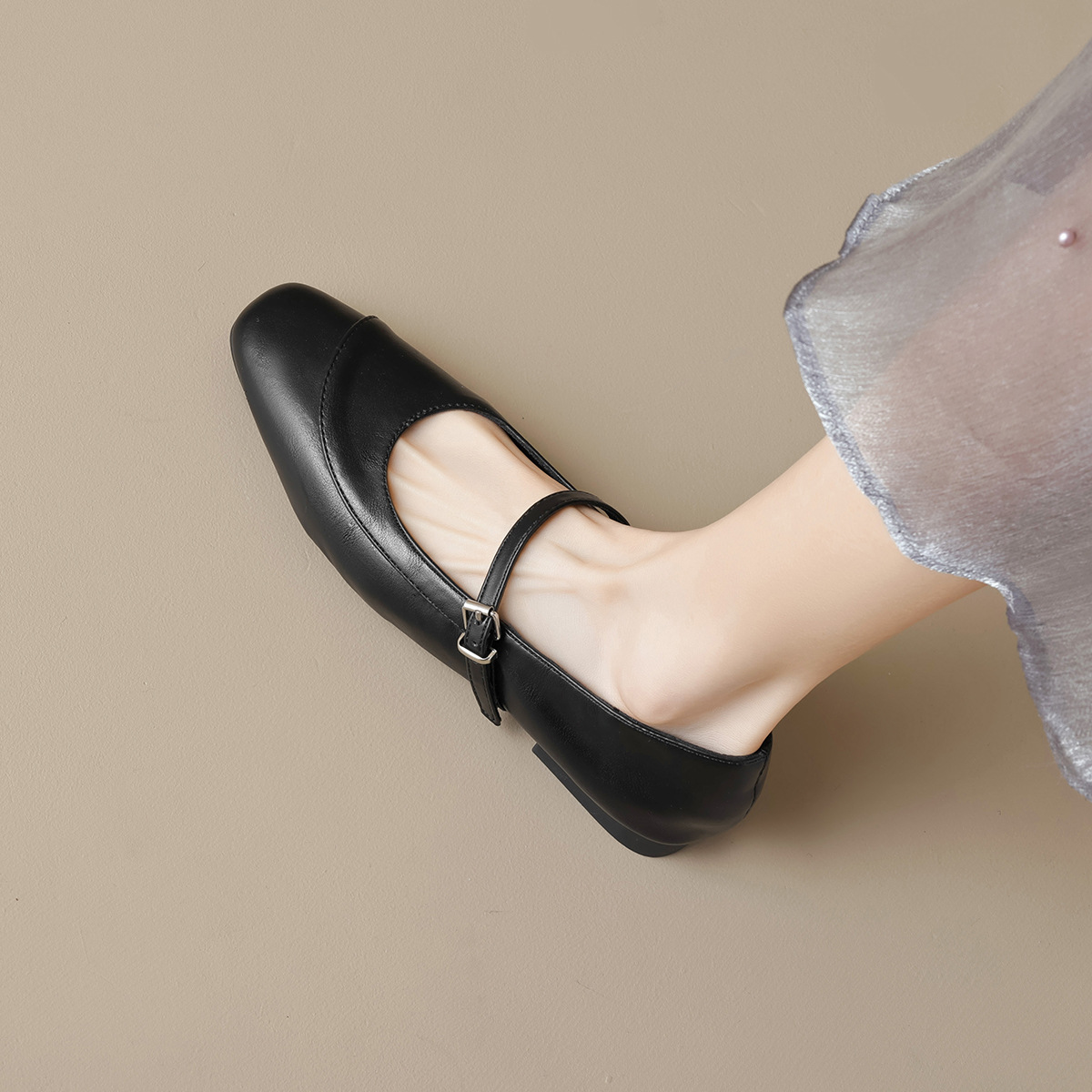 Weiwei Lady 821-2 French Mary Jane For Women, Flat Shallow Slip-On With Single Strap, Retro Soft Sole Commuting Shoes_vogvips.com