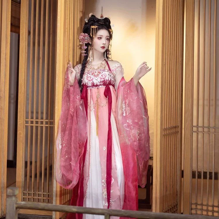 Слива тяжелая промышленная вышивка