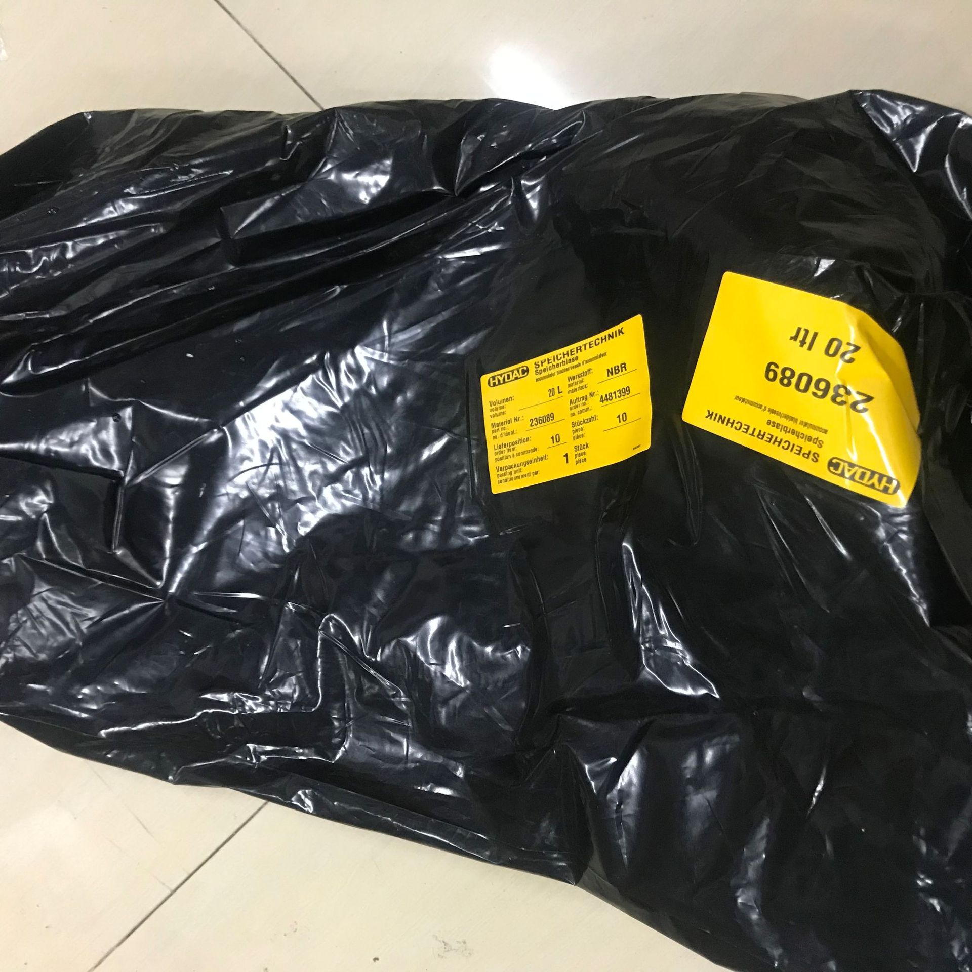 1L皮囊 Blase 4L*7/8-14UNF/VG5 NBR20/P460德国贺德克现货