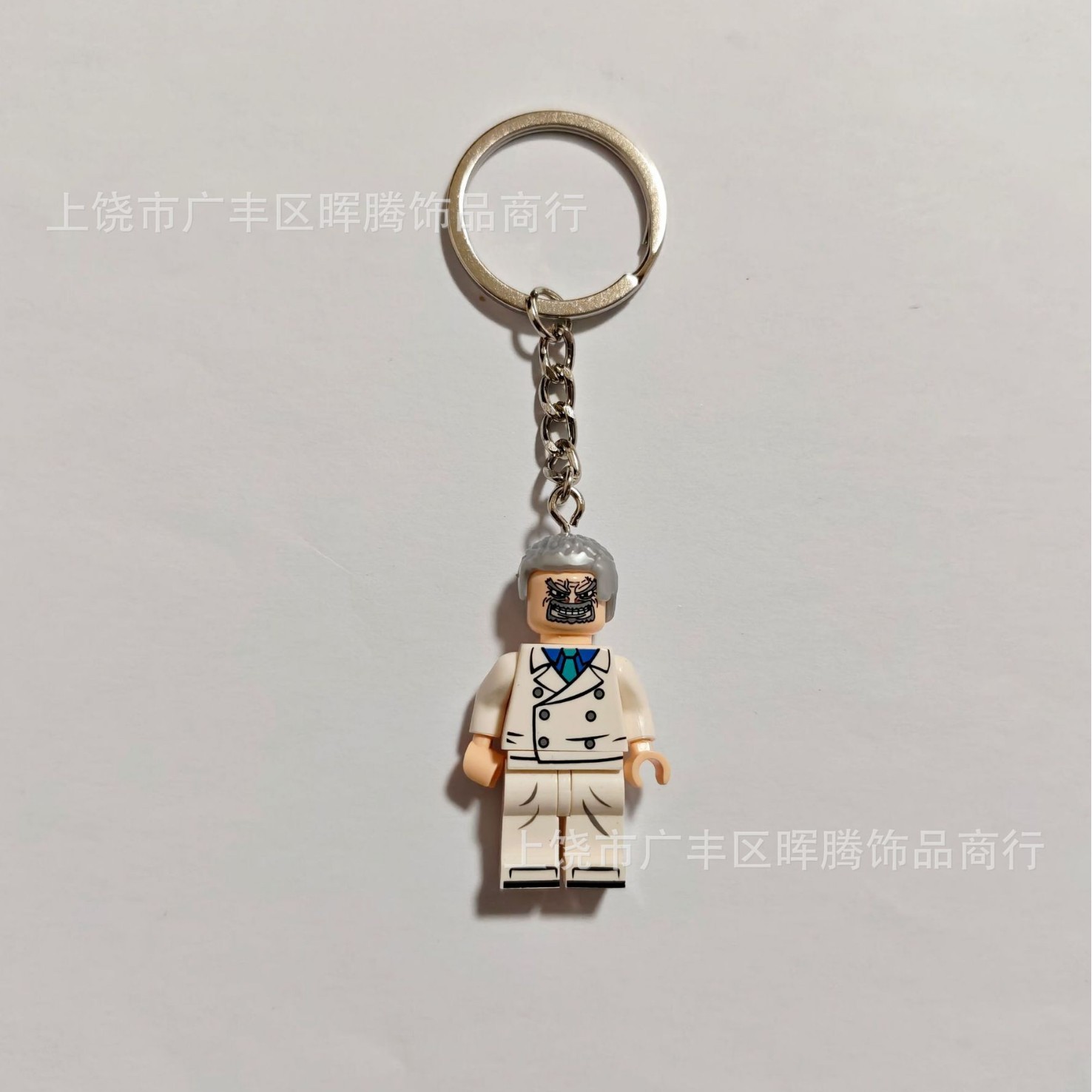 トイストーリーのバットマンの積み木のキーホルダー