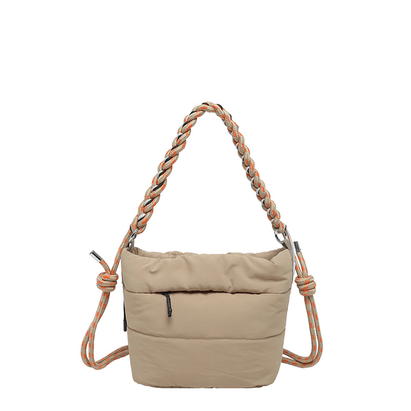 Bolso coreano nicho tejido hombro único bolso de brazo venta en caliente nueva sensación de alta calidad transfronteriza bolso de algodón ligero bolso de mochila