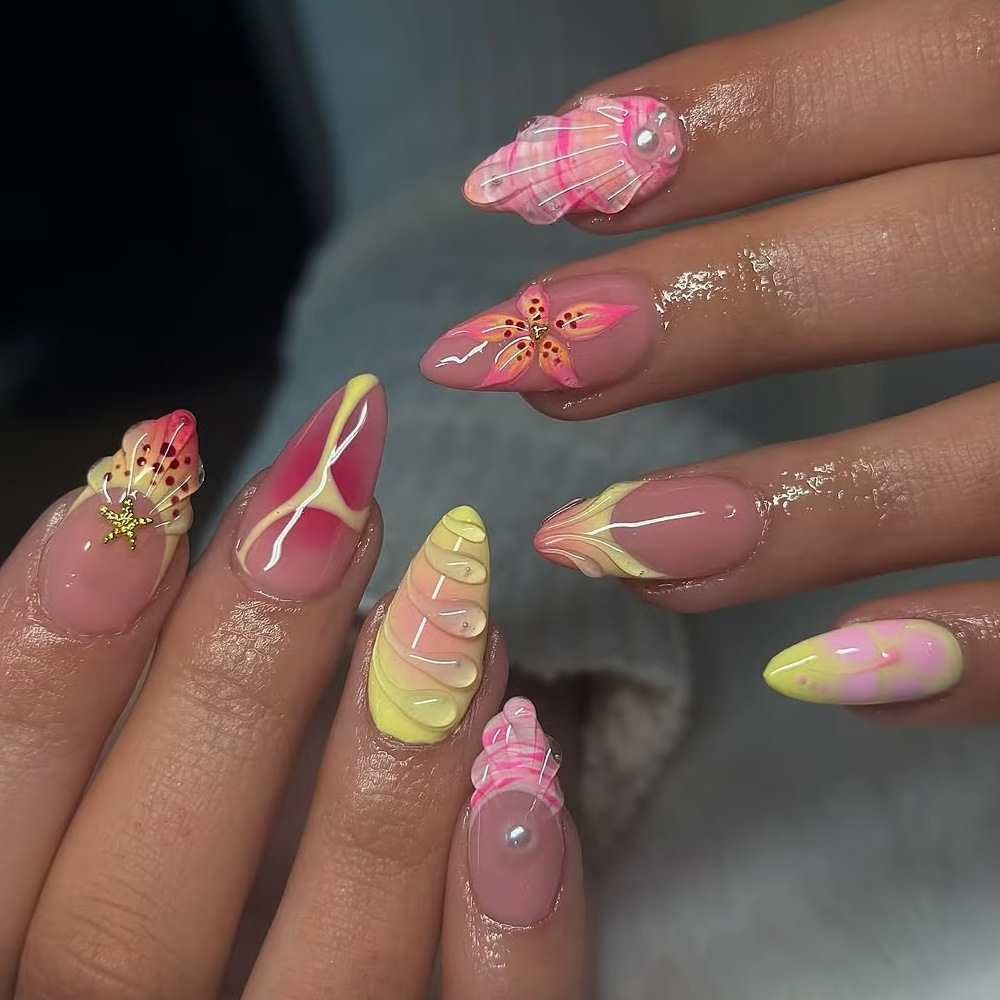 Use un parche de uñas 3D estereoscópico de alto nivel, goteo de goma dulce y caliente, uñas falsas transfronterizas, parches de uñas.