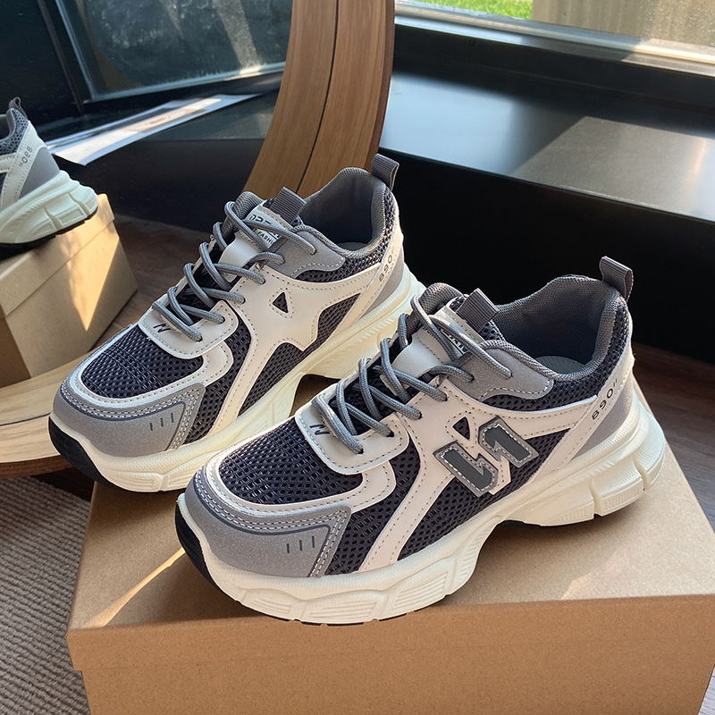 Muffin mesh grueso fondo alto pequeño zapato padre mujer 2025 nuevo invierno retro zapatillas deportivas casuales ligeras