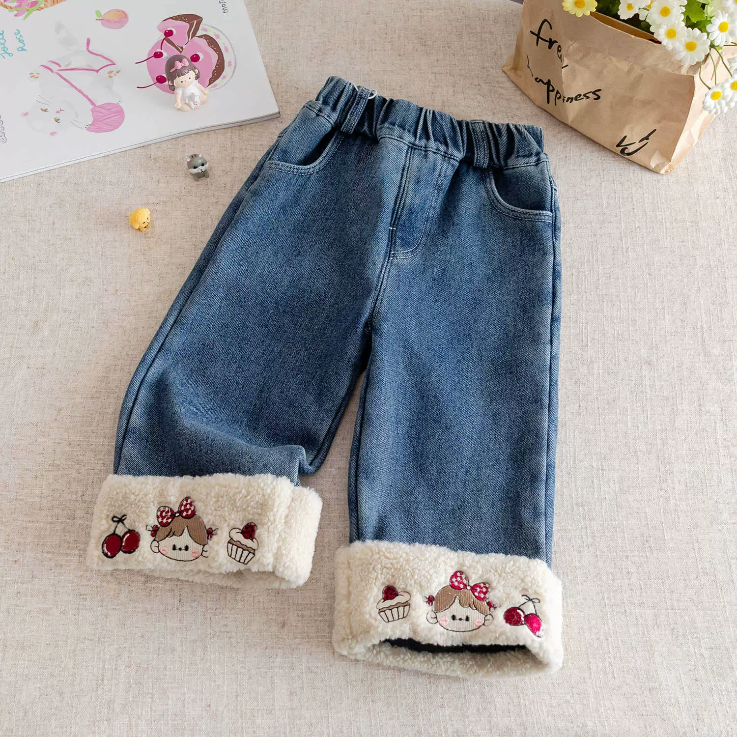 女童加绒牛仔裤秋冬款2025新款洋气宝宝直筒阔腿裤子冬季儿童长裤