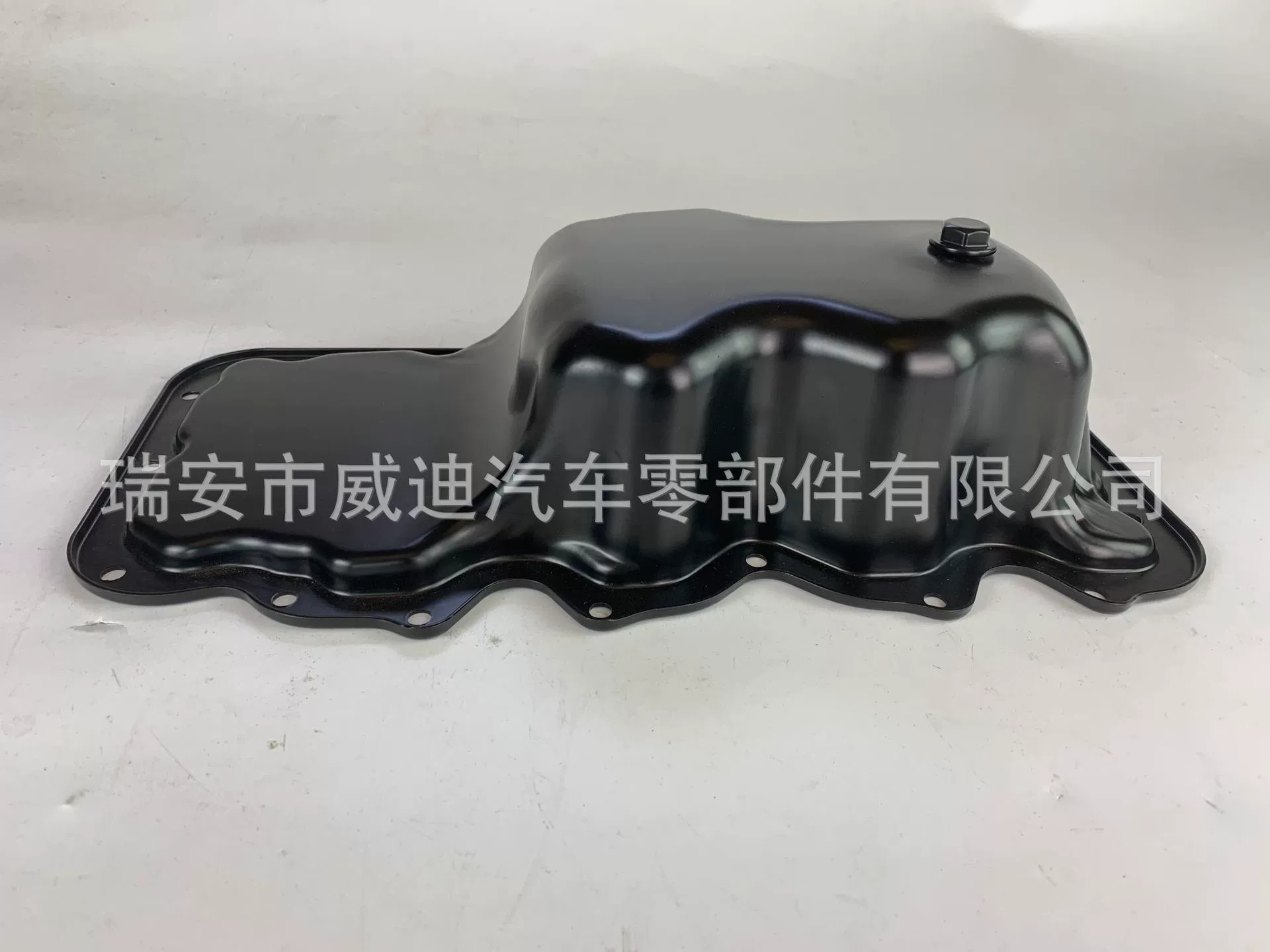 Масляный поддон двигателя для Форда 1053869                YS4Z-6675-AA