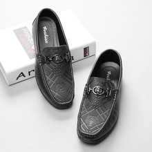 跨境爆款豆豆鞋软底透气男士高档商务休闲皮鞋懒人乐福鞋一件代发