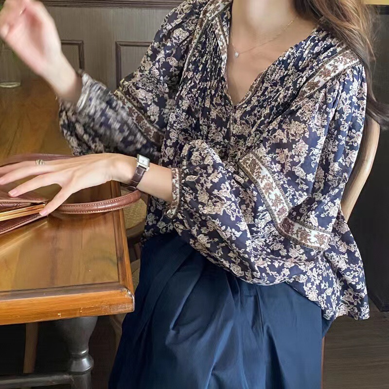 2024 Spring and Summer New Fashion Retro Ethnic Style Vacation V-Neck Floral Loose All-match Lazy Top Women's Shirt 2024 Spring and Summer New Fashion Retro Ethnic Style Vacation V-Neck Floral Loose All-match Lazy Top Women's Shirt