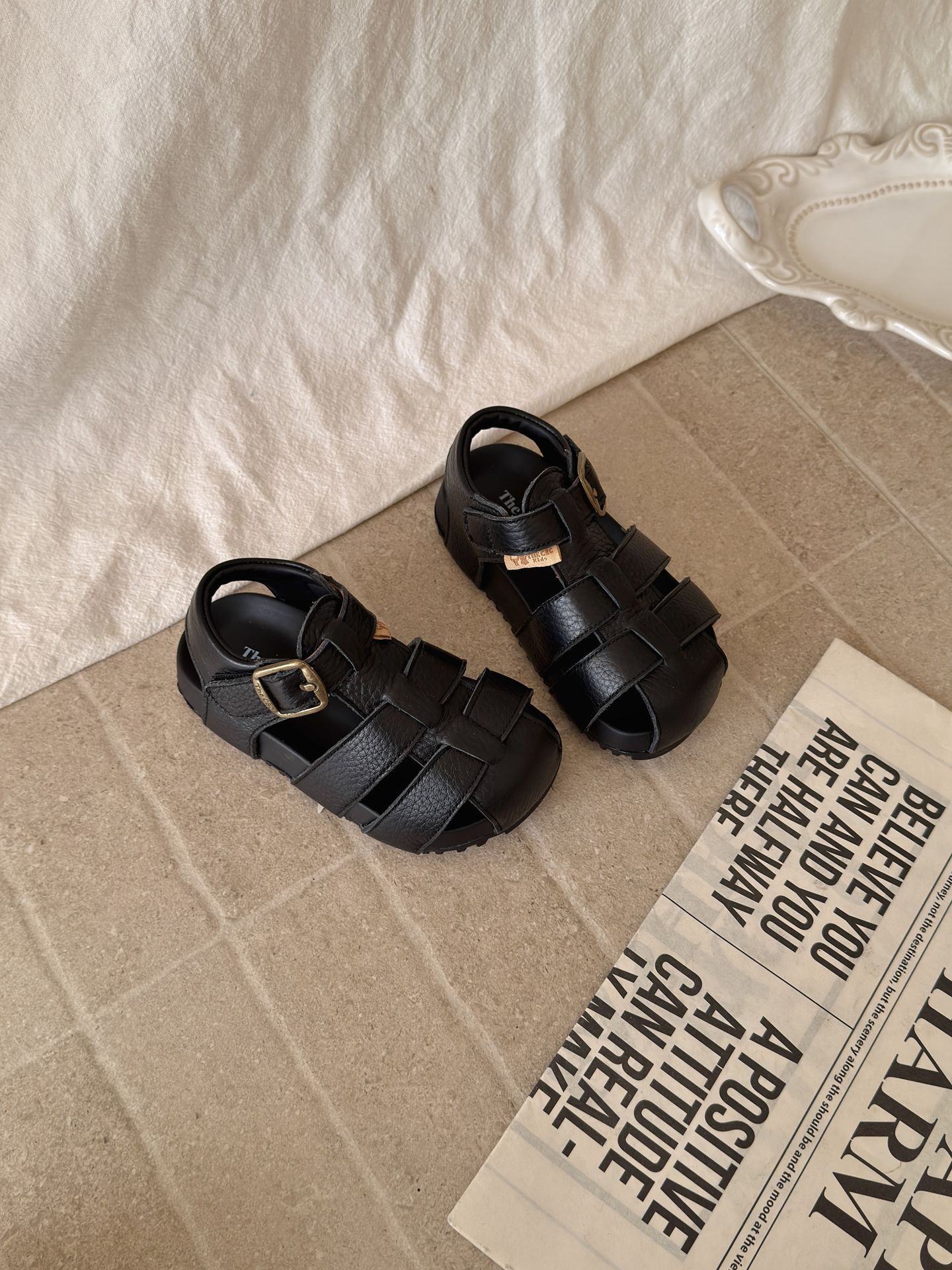 Anti-fouling cow black