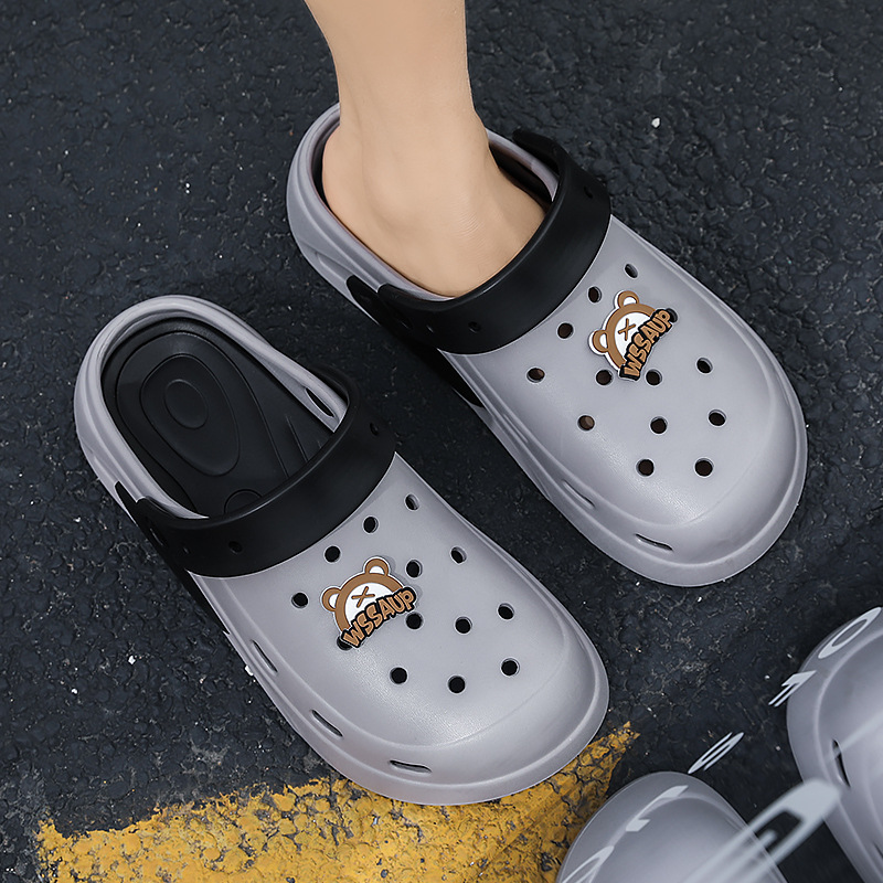 Zapatillas de mierda para hombres de verano, sandalias deportivas de playa de playa para jóvenes conductores al aire libre de dos usos.