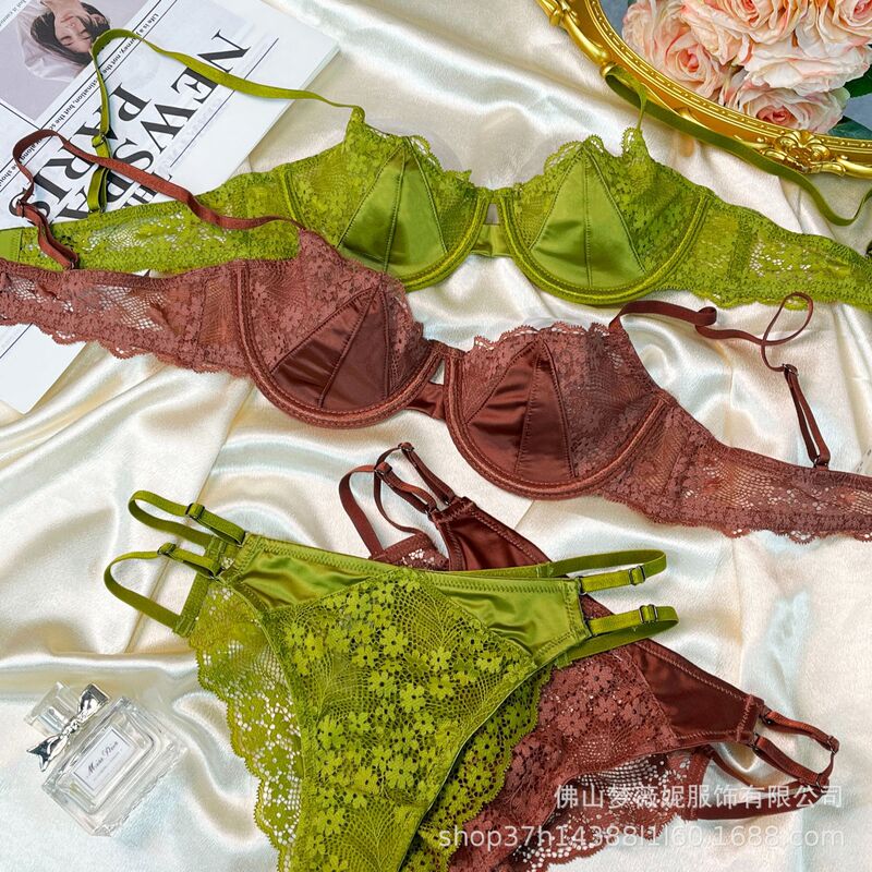 Cross-Border European and American French Sexy Lace Underwear with Large Breasts and Small Breasts to Prevent Sagging Ultra-Thin Satin Bra Set Bra