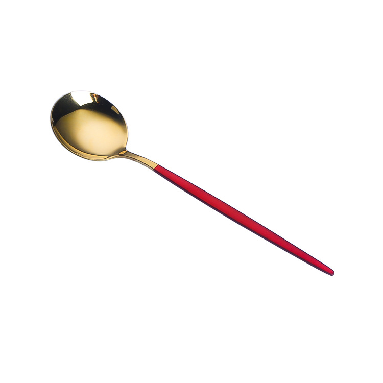 Cuchillo, tenedor y cuchara portugueses al por mayor transfronteriza traje de acero inoxidable Chapado en titanio de oro vajilla occidental cuchillo de carne y tenedor conjunto de 4 piezas